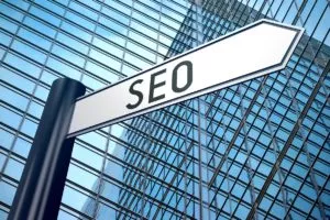 Wer mit seinem Content ein ausgezeichnetes Ranking erzielen möchte, sollte einen Skyscraper erstellen.